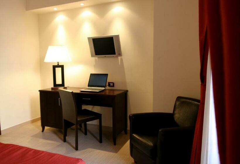 חדר סטנדרט, Garda