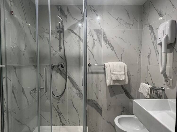 חדר סטנדרט, Garda