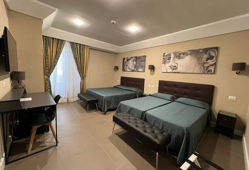 חדר סטנדרט לארבעה, Garda