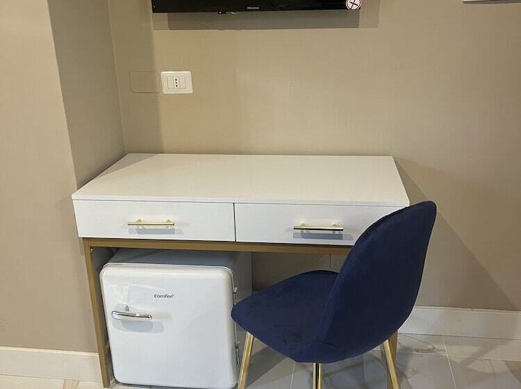 חדר סטנדרט, Garda