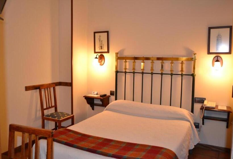 חדר אקונומי, Hostal Santa Agueda