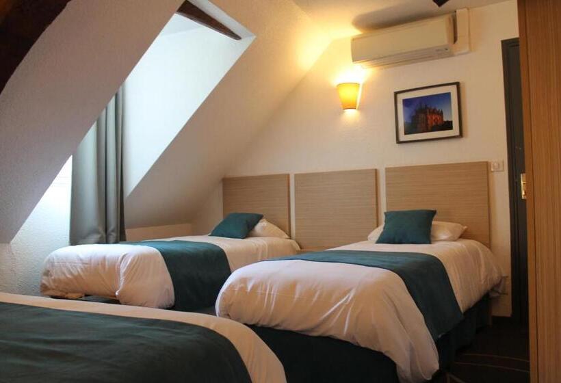 חדר סטנדרט לארבעה, Hôtel Le Blason