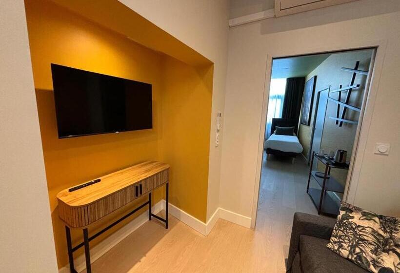 סוויטת ג'וניור, Hôtel Le Blason