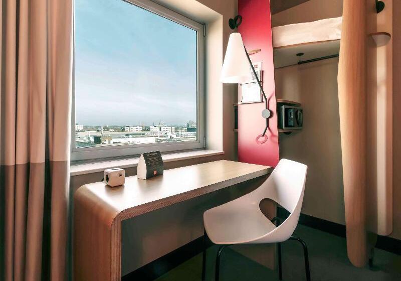 Номер бизнес-класса, Ibis Amsterdam City West