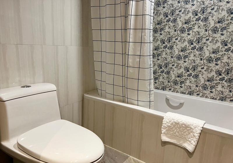 חדר דלוקס, Krungsri River