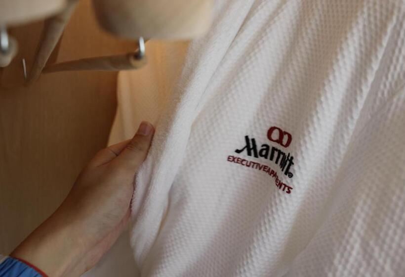 Standard-studio, Marriott Executive Apartments Chongqing