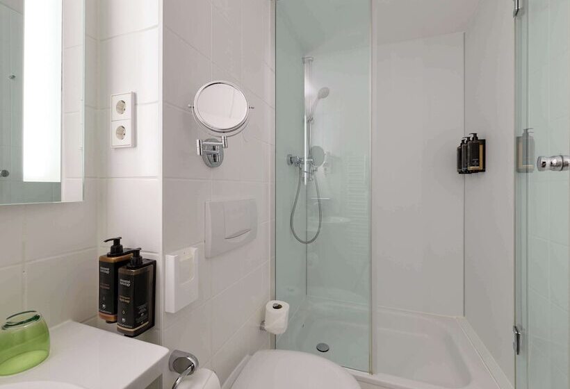 اتاق استاندارد, Mercure Hotel München Altstadt