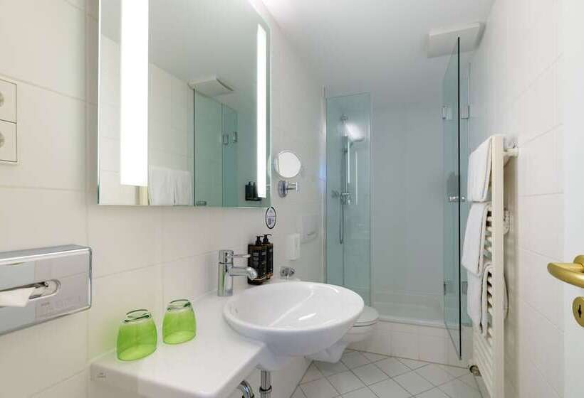 Номер Стандарт, Mercure Hotel München Altstadt