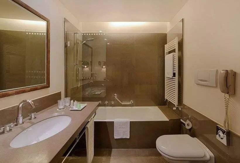 اتاق سوپریور, NH Bergamo