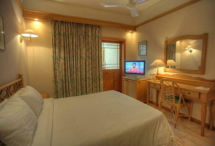 اتاق استاندارد اینتریور, St. Patrick's