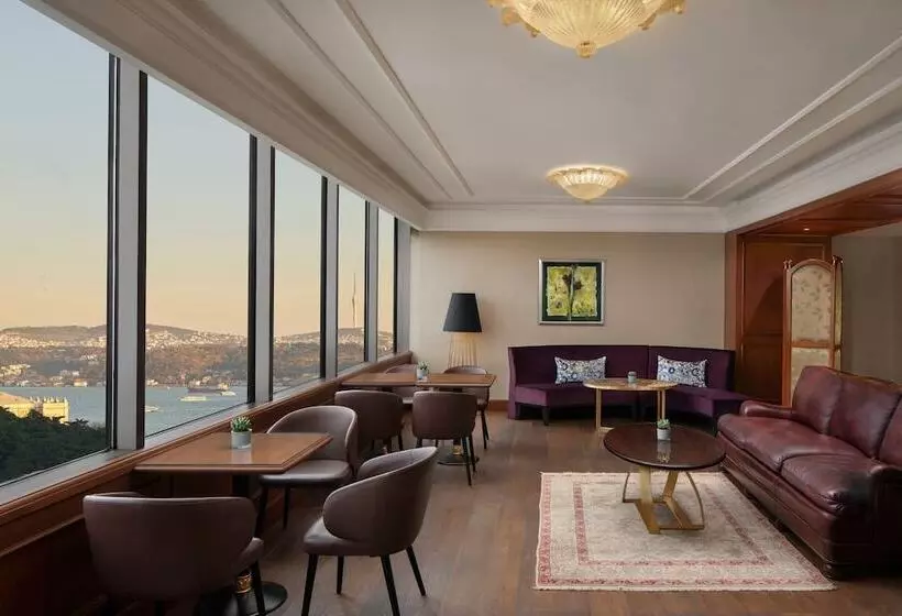 クラブルーム, The Ritz Carlton, Istanbul At The Bosphorus