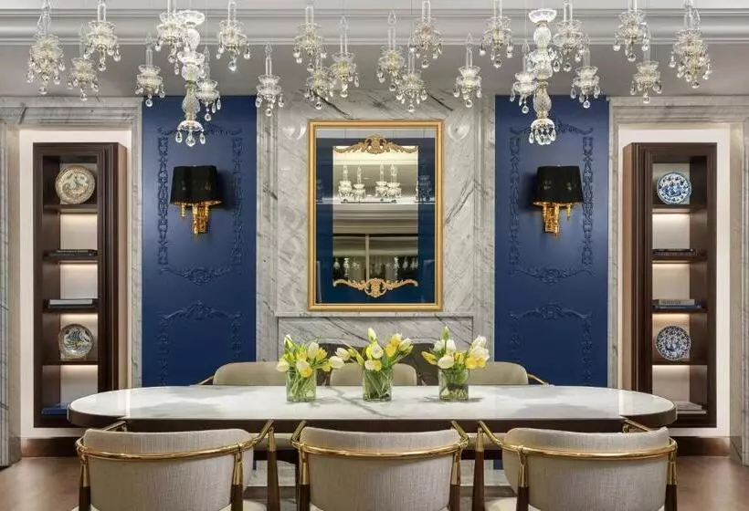 クラブスイート ビュー付き, The Ritz Carlton, Istanbul At The Bosphorus