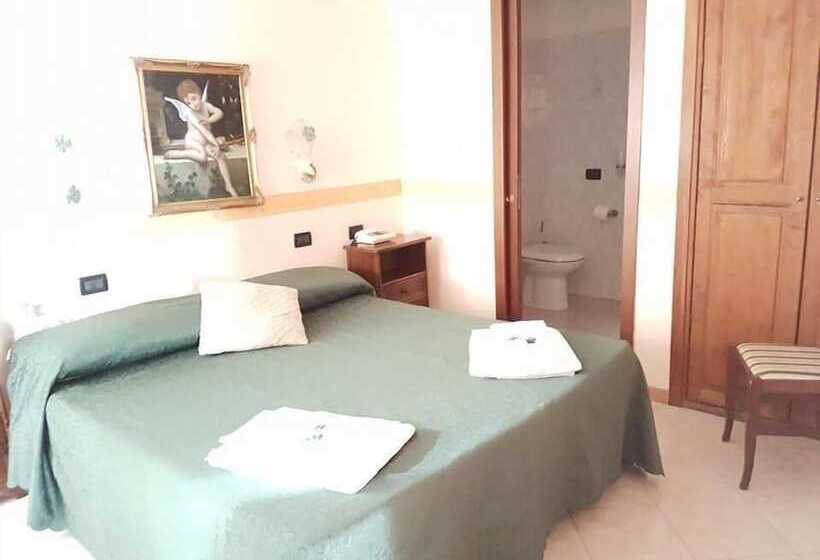 اتاق استاندارد, Villa Altieri