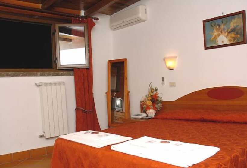 اتاق استاندارد, Villa Altieri