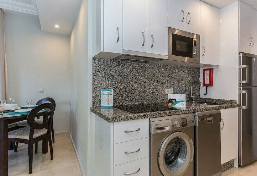 Апартаменты Семейные 1 Спальня, Ona Alanda Club Marbella