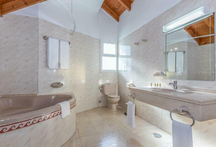 Апартаменты Superior 3 Спальни, Ona Alanda Club Marbella