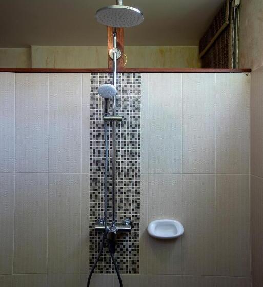 Люкс Вид на Бассейн, Royal Lanta Resort & Spa