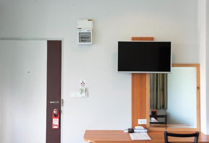 スーペリアールーム, Royal Lanta Resort & Spa