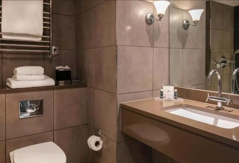 Superior Room King Size Bed, Slaley Hall Hotel, Spa & Golf Resort