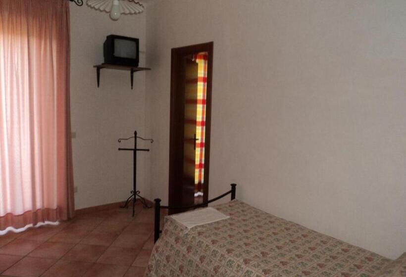 חדר סטנדרט לשלושה, Agriturismo Poggio Torreano