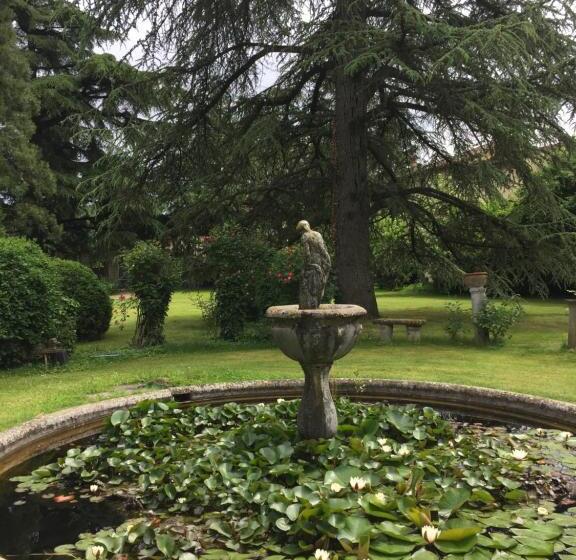 غرفة قياسية ثلاثية, B&b Villa Al Parco