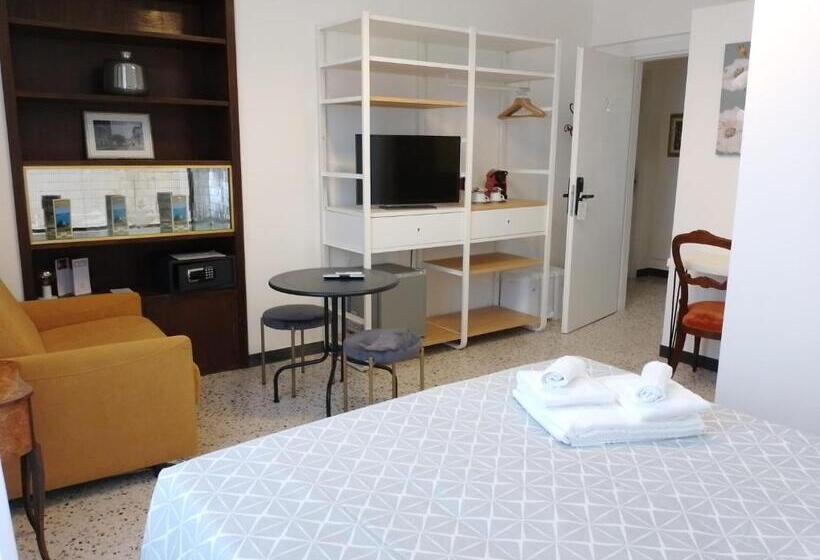 اتاق لوکس, Glam Resort Luxury Lorenzo