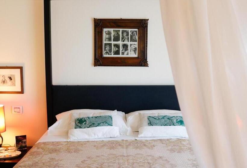 اتاق استاندارد با تخت بزرگ, B&b Villa Fioreconero