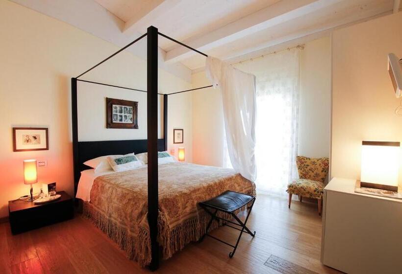 اتاق استاندارد با تخت بزرگ, B&b Villa Fioreconero