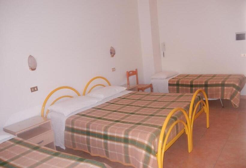 اتاق لوکس چهار تخته, Albergo Il Brillantino