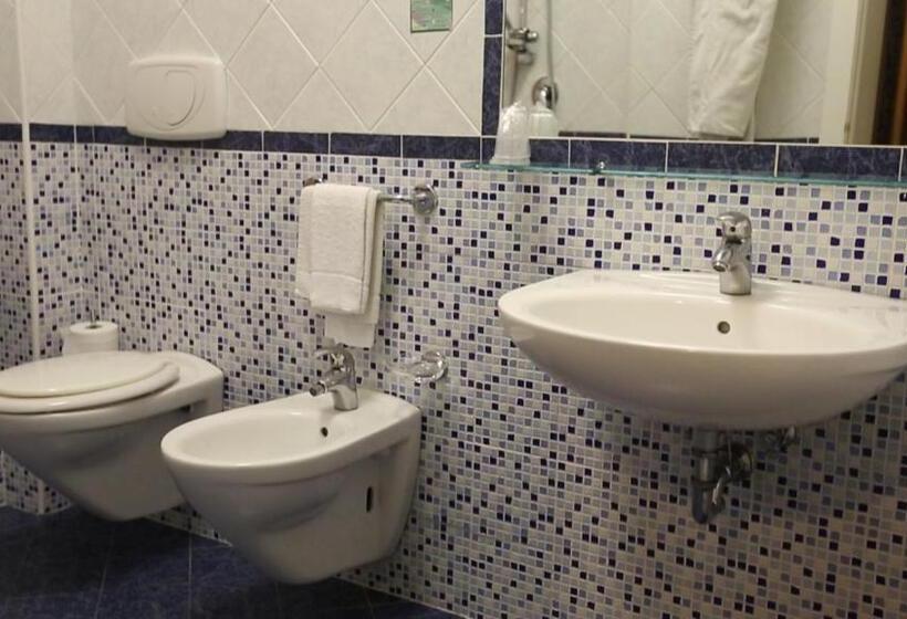 スタンダードルーム, Nascente