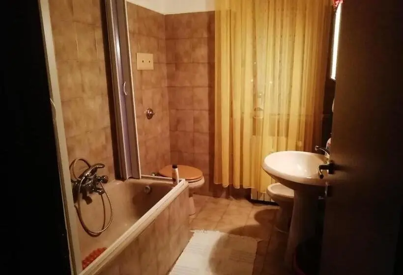 اتاق خانوادگی, B&b Aeroporto