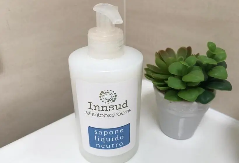 デラックスルーム, Innsud