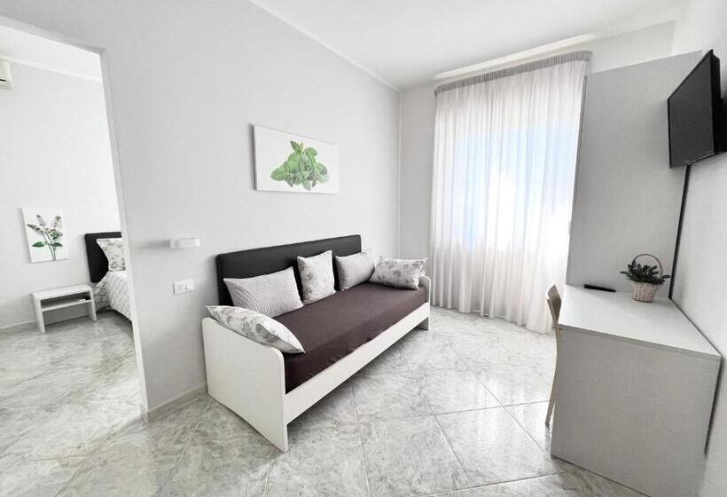 סוויטה דלוקס, Innsud