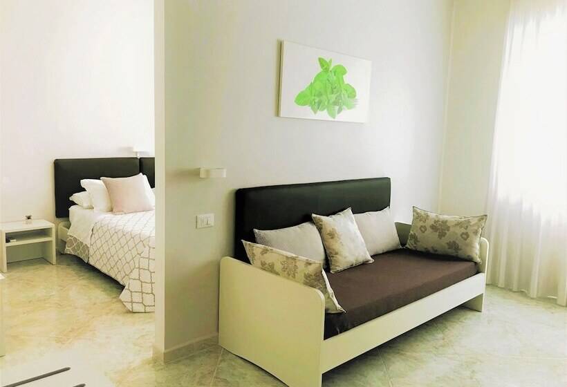 סוויטה דלוקס, Innsud