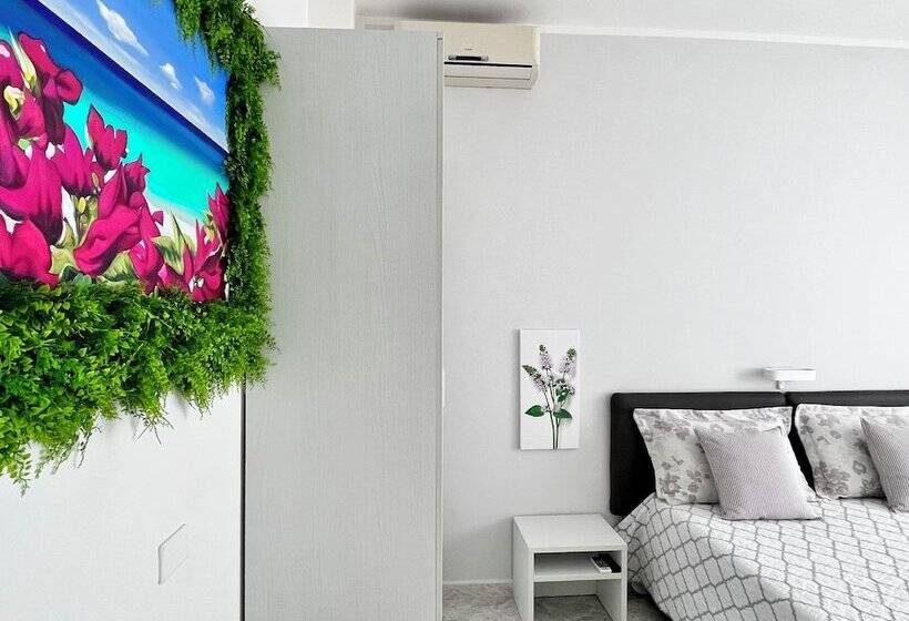 סוויטה דלוקס, Innsud