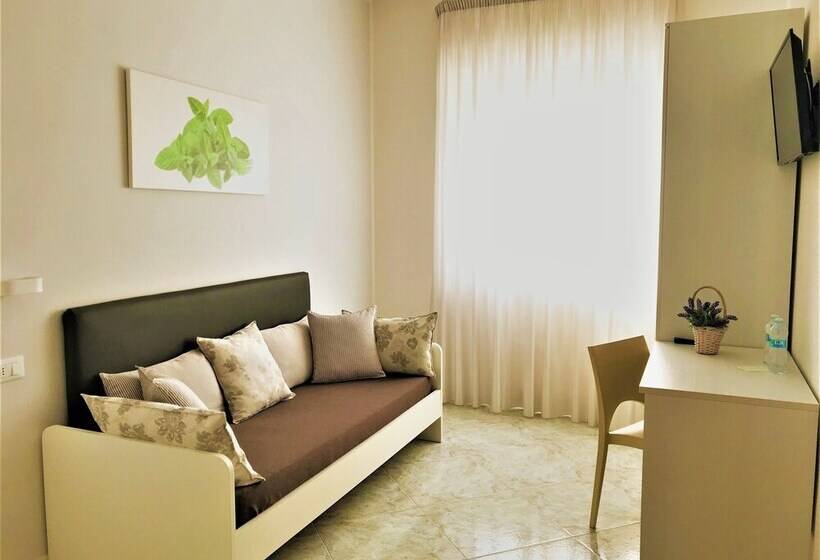 סוויטה דלוקס, Innsud