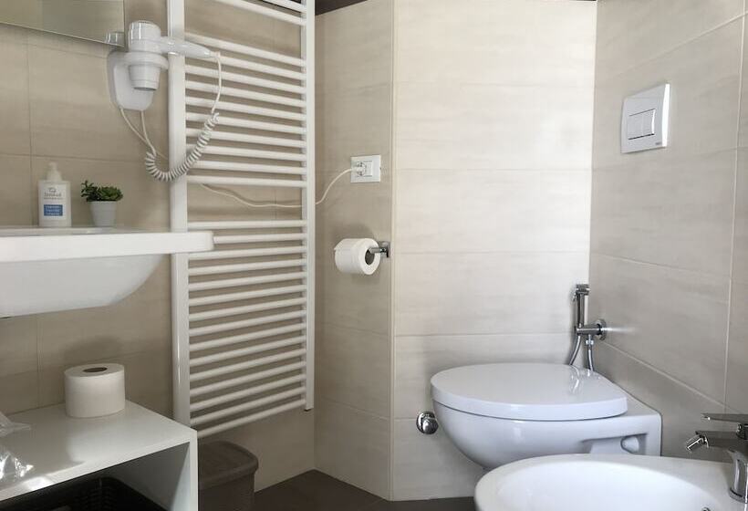 חדר דלוקס עם מרפסת, Innsud