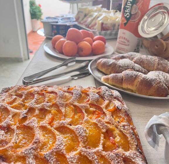 חדר דלוקס, Innsud