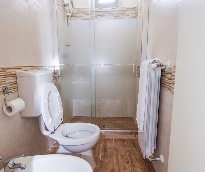 غرفة قياسية, La Fenice Salentina