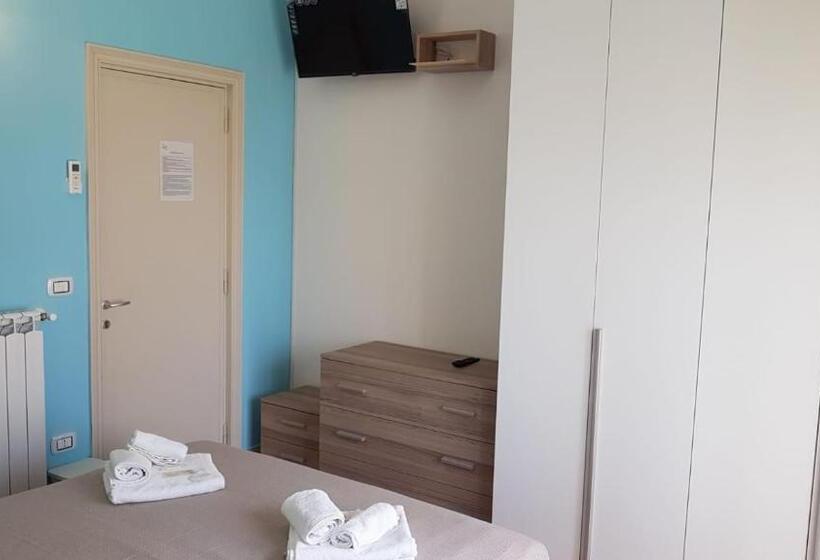 غرفة قياسية مزوَّدة بشُرفة, La Fenice Salentina