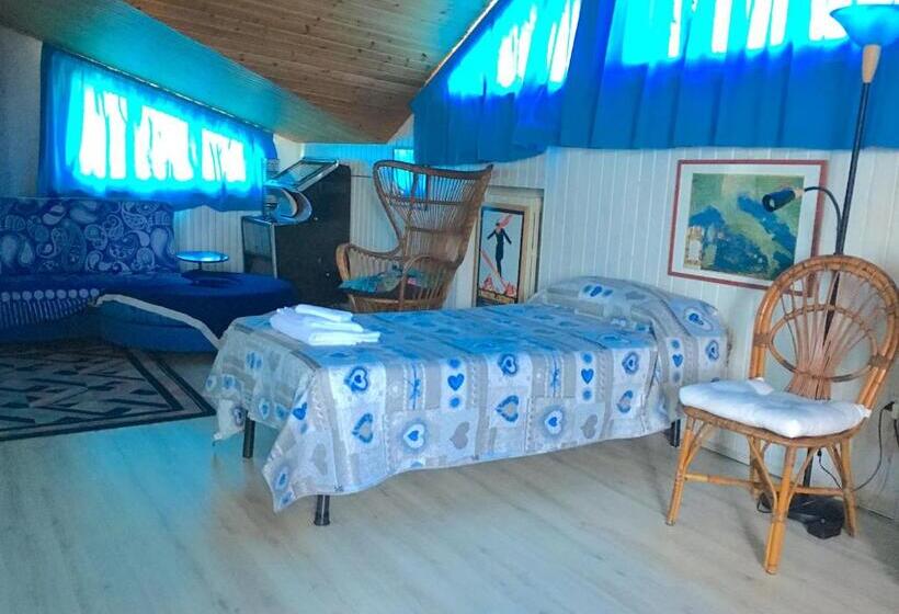 اتاق استاندارد چهار تخته, Mansarda Seaview