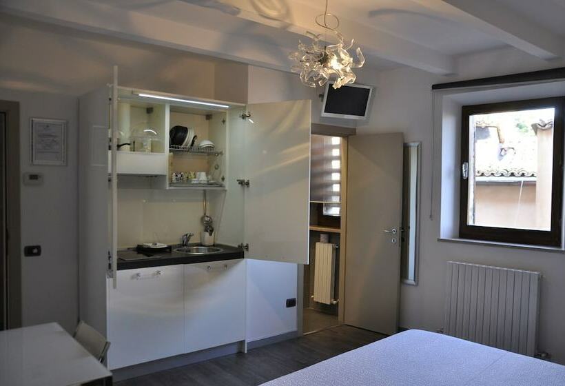 اتاق استاندارد سه نفره, B&b Albornoz