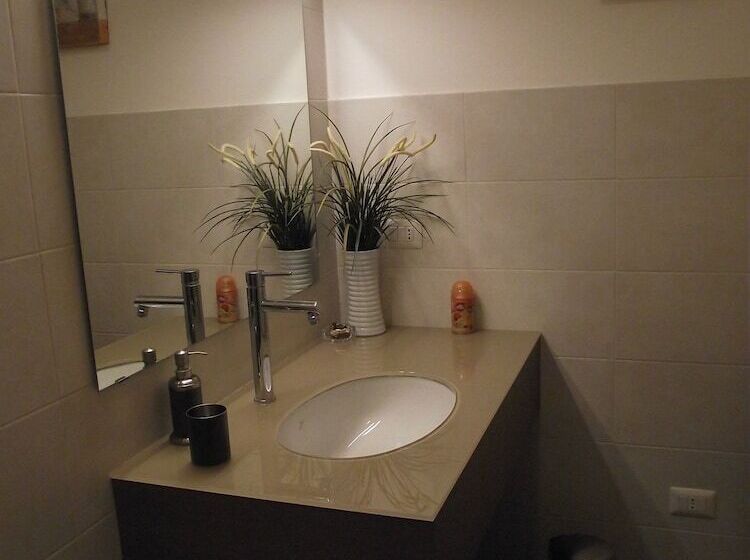 اتاق استاندارد سه نفره, Camera Con Vista B&b