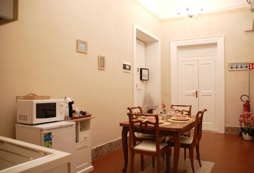 آپارتمان دلوکس 3 خوابه, Palazzo Bianchi Domus Holidays
