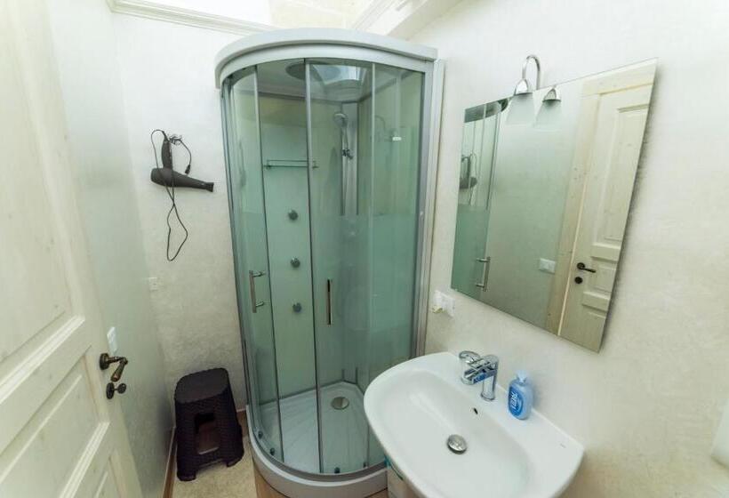 غرفة كومفورت ثلاثية, B&b La Campana Salentina