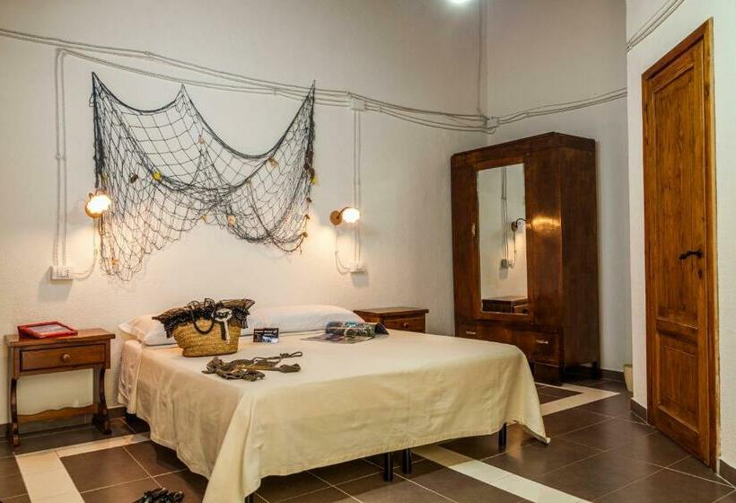 غرفة إقتصادية, The Old Farm Asfodeli  Adults Only