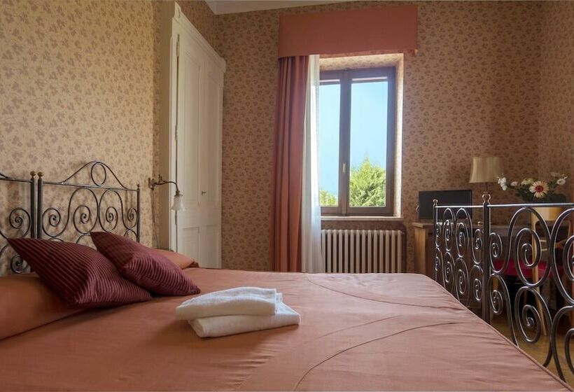 غرفة كومفورت, Villa Cornarea