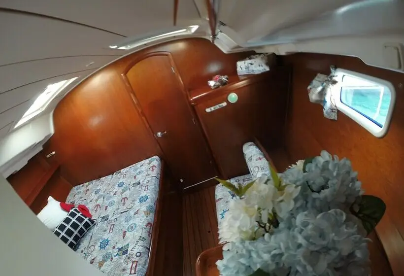 デラックススイートの３ベッドルーム, Yacht Suite   Marina Di Grosseto