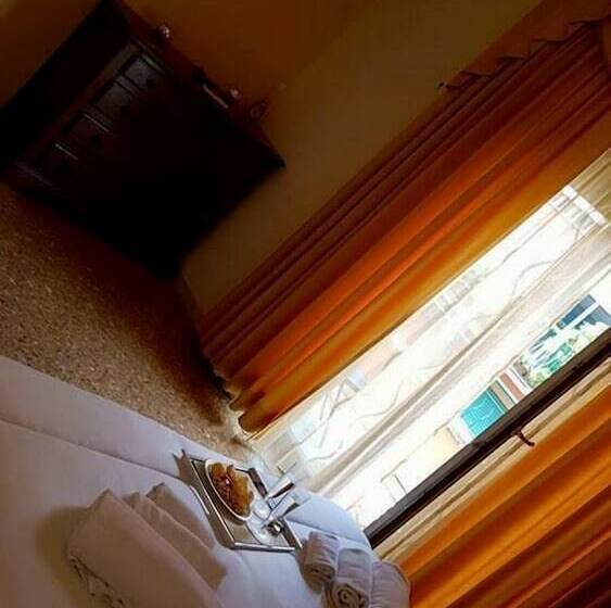 خانه 3 خوابه, Friendly House Rome