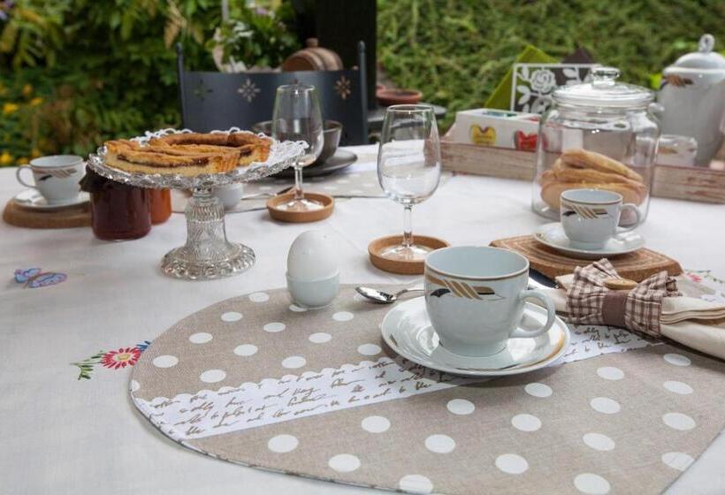 Вилла 1 Спальня Вид на Сад, Cugi Bed And Breakfast